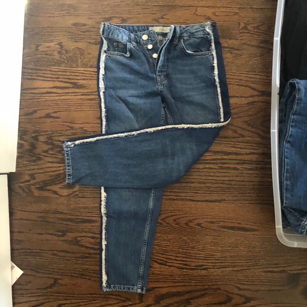 TOPSHOP SIDE TEXTURE HIGH RISE JEAN